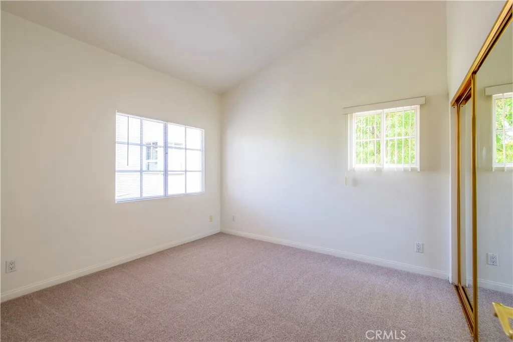 372 S Marengo Avenue 108, Pasadena, California 91101 home-pic-21