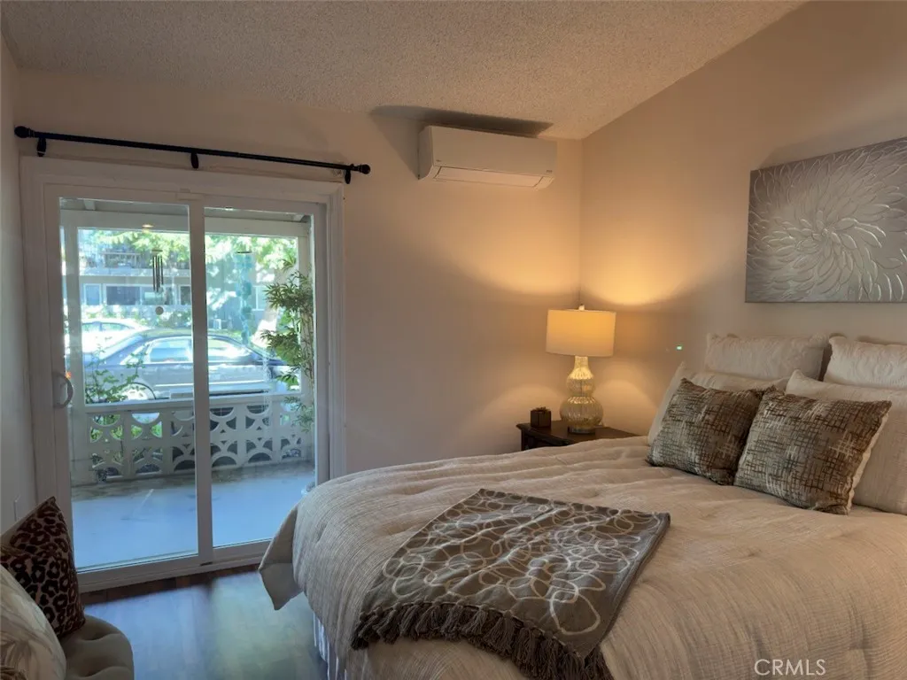 13421 Del Monte Dr home-pic-32