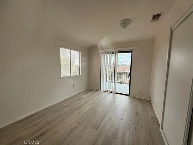 Upstair second bedroom facing lake