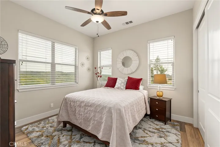 GUEST BED