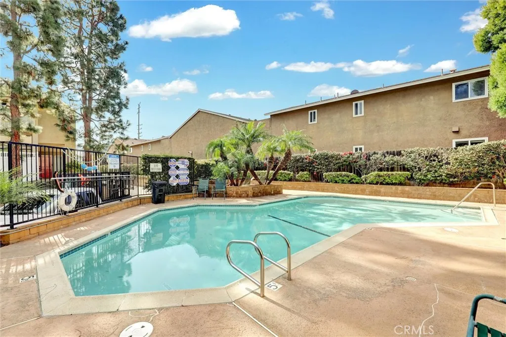 380 W Wilson Street C101, Costa Mesa, California 92627 home-pic-52