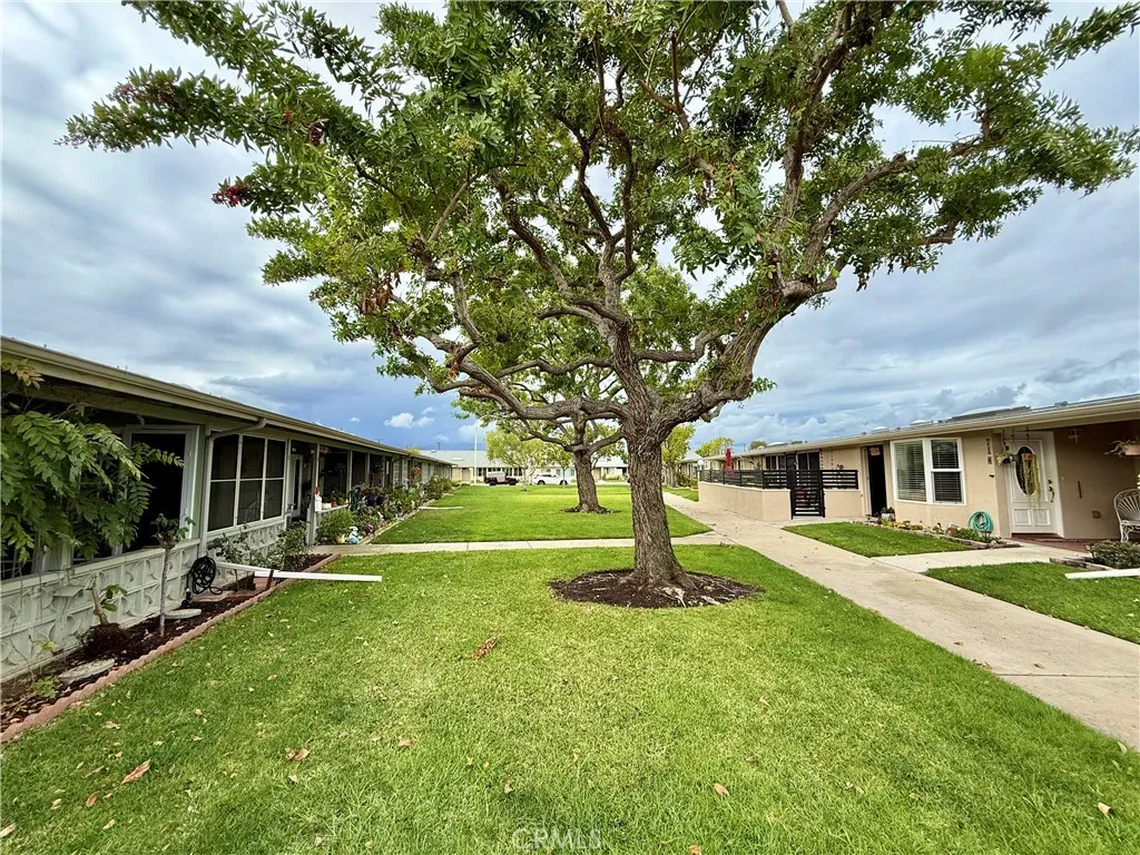 13410 Saint Andrew's Drive 70e, Seal Beach, California 90740 home-pic-4