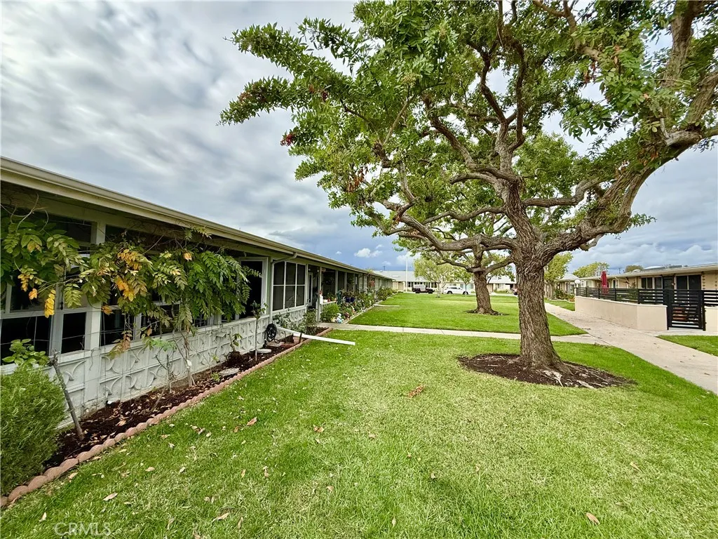 13410 Saint Andrew's Drive 70e, Seal Beach, California 90740 home-pic-3