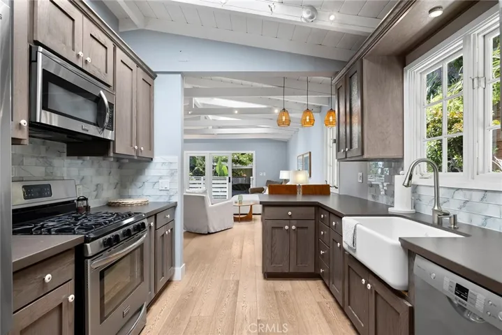1310 Bluebird Canyon, Laguna Beach, California 92651