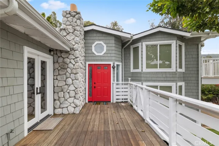 1310 Bluebird Canyon is a perfect slice of Laguna Beach heaven