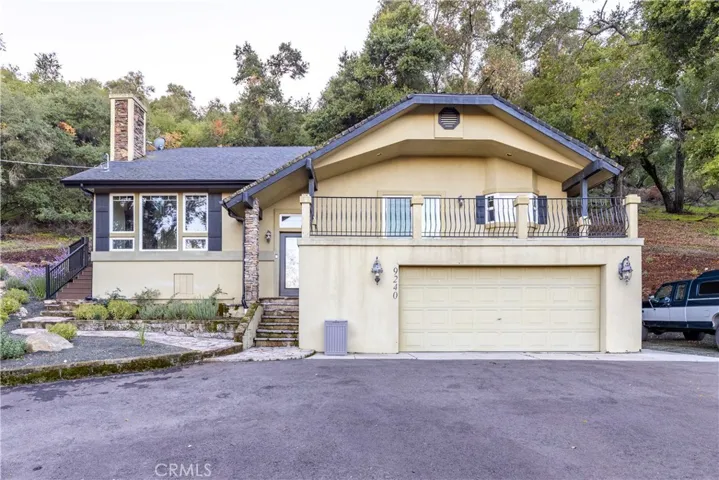9240 Carmelita