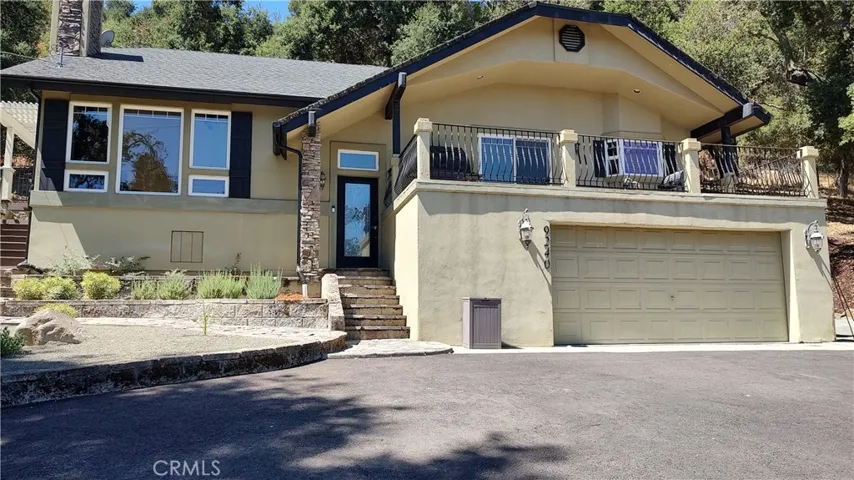 2 car garage