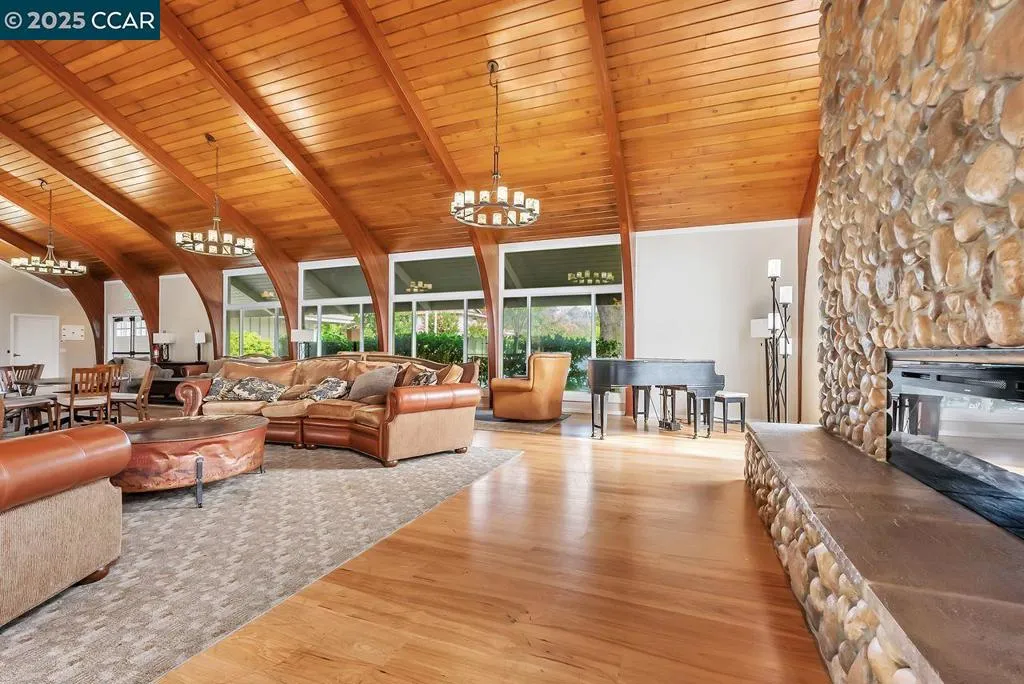 37 Miramonte Dr, Moraga, California 94556 home-pic-32