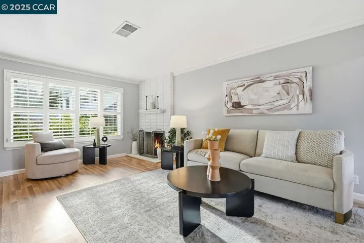 37 Miramonte Dr, Moraga, California 94556