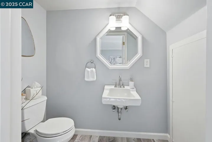 37 Miramonte Dr, Moraga, California 94556