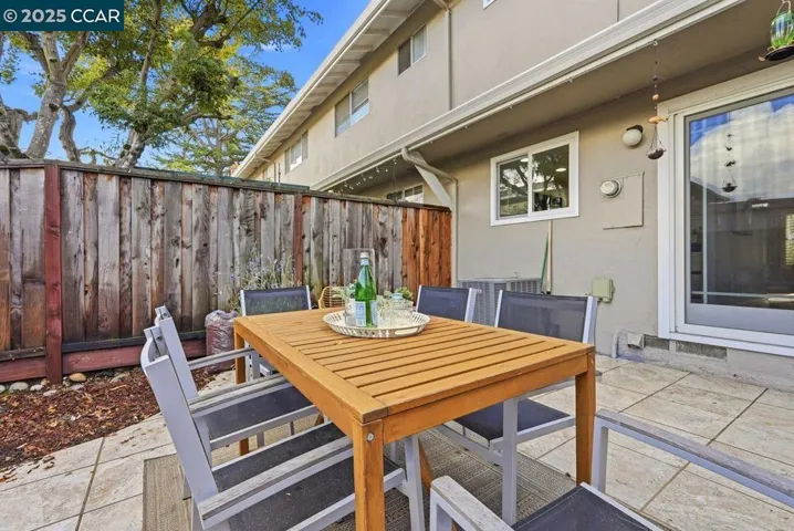 37 Miramonte Dr, Moraga, California 94556