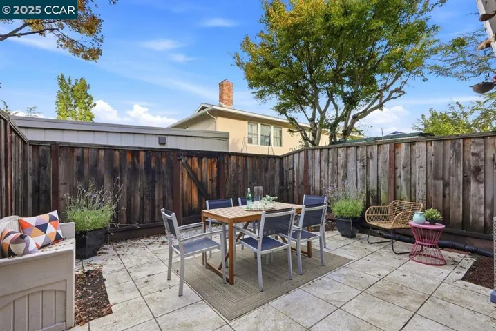 37 Miramonte Dr, Moraga, California 94556