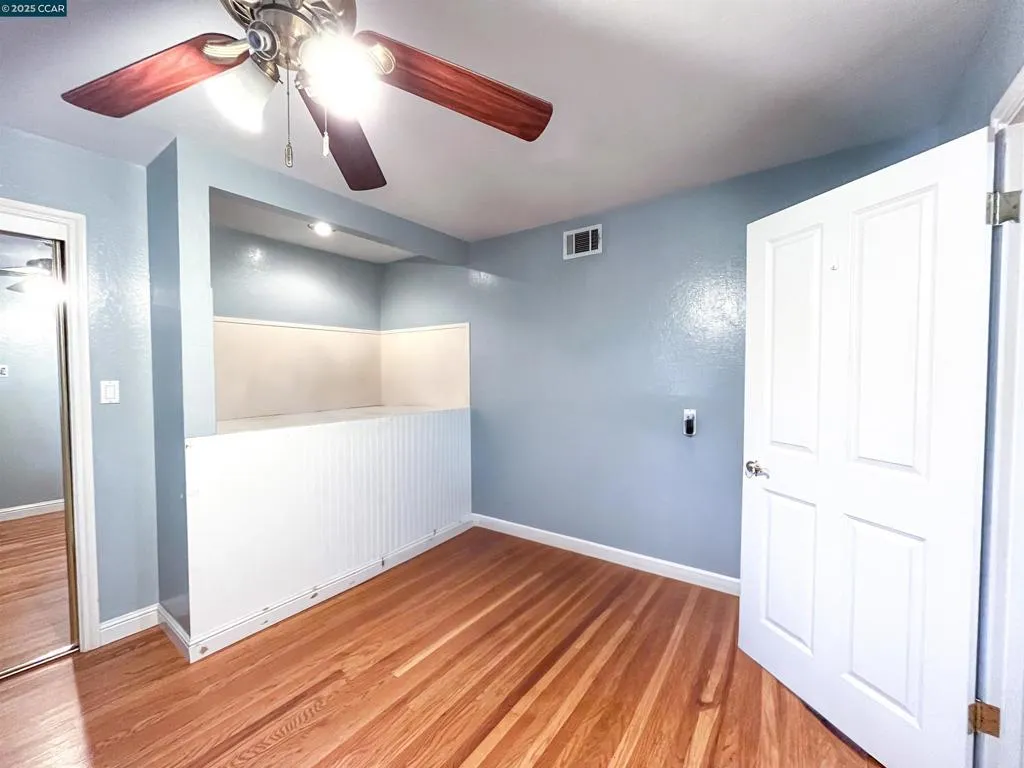 250 W Cypress Rd, Oakley, California 94561 home-pic-6