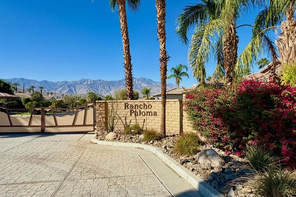 35373 Vista Montana Court, Cathedral City, California 92234 home-pic-8