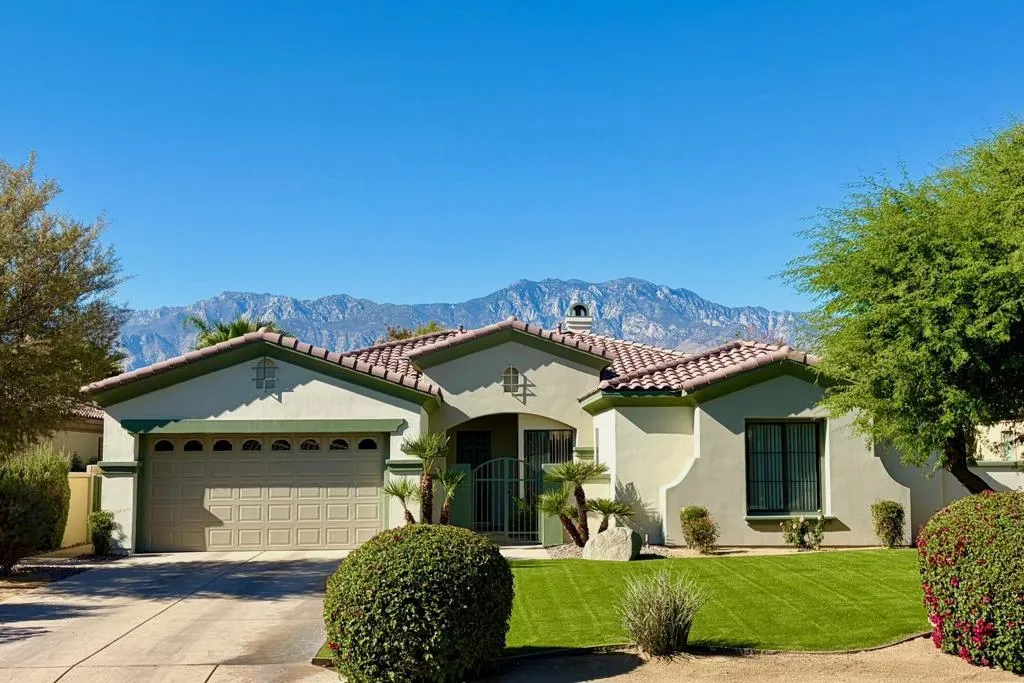35373 Vista Montana Court, Cathedral City, California 92234 home-pic-3