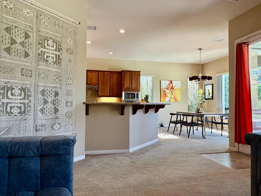 35373 Vista Montana Court, Cathedral City, California 92234 home-pic-19