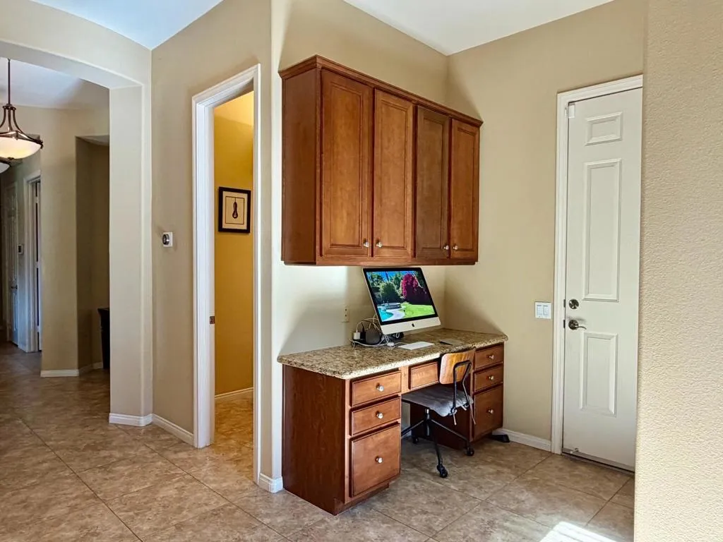 35373 Vista Montana Court, Cathedral City, California 92234 home-pic-29