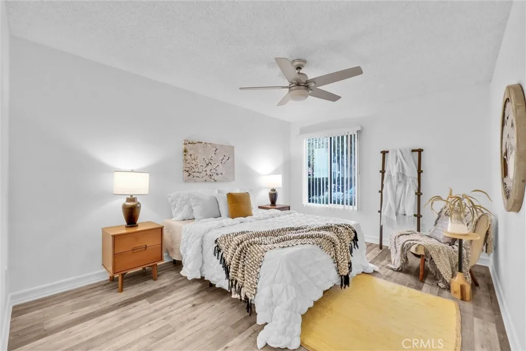 1030 W Macarthur Boulevard 5, Santa Ana, California 92707 home-pic-13