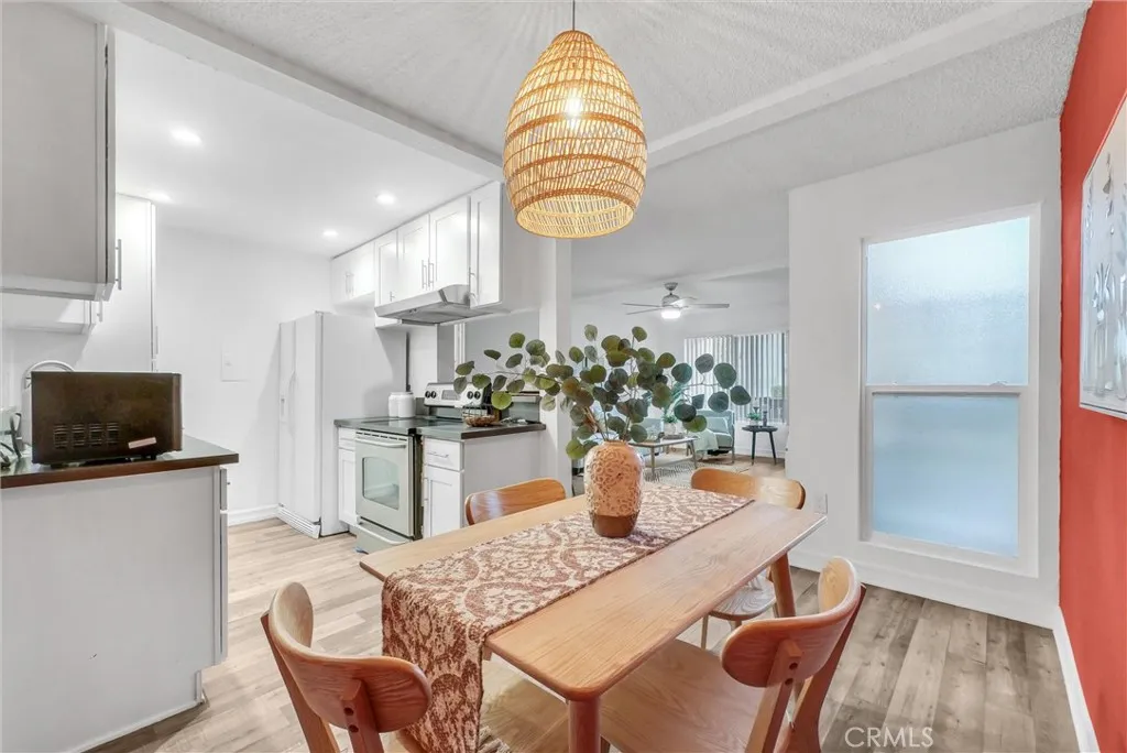 1030 W Macarthur Boulevard 5, Santa Ana, California 92707 home-pic-6