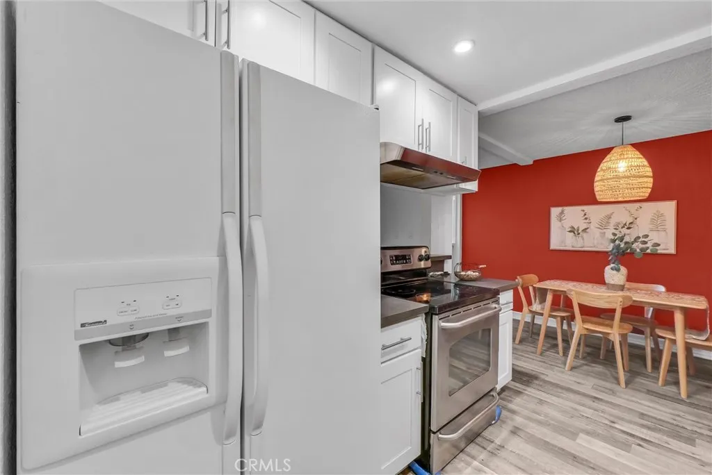 1030 W Macarthur Boulevard 5, Santa Ana, California 92707 home-pic-11