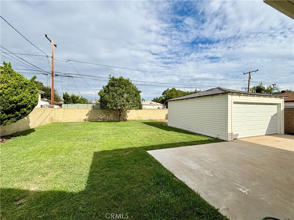 4740 Pepperwood, Long Beach, California 90808 home-pic-5