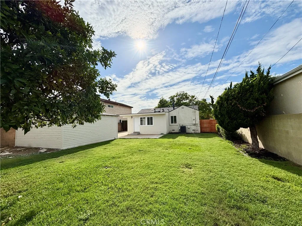 4740 Pepperwood, Long Beach, California 90808 home-pic-4