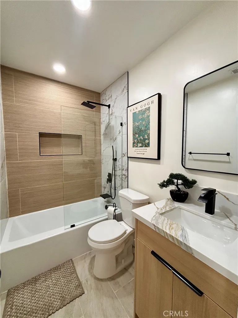 4740 Pepperwood, Long Beach, California 90808 home-pic-13