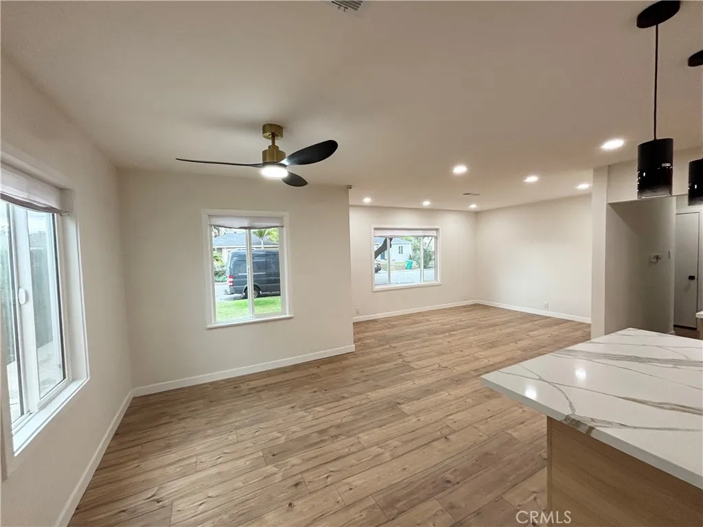4740 Pepperwood, Long Beach, California 90808 home-pic-10