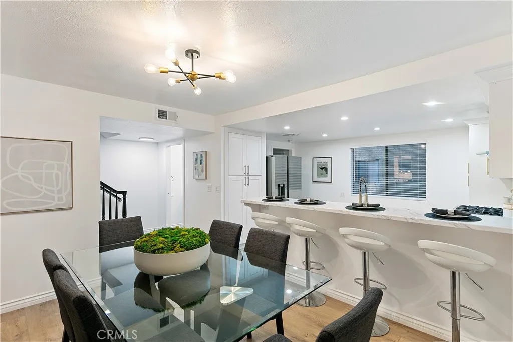 28156 Driver Avenue 5, Agoura Hills, California 91301 home-pic-10