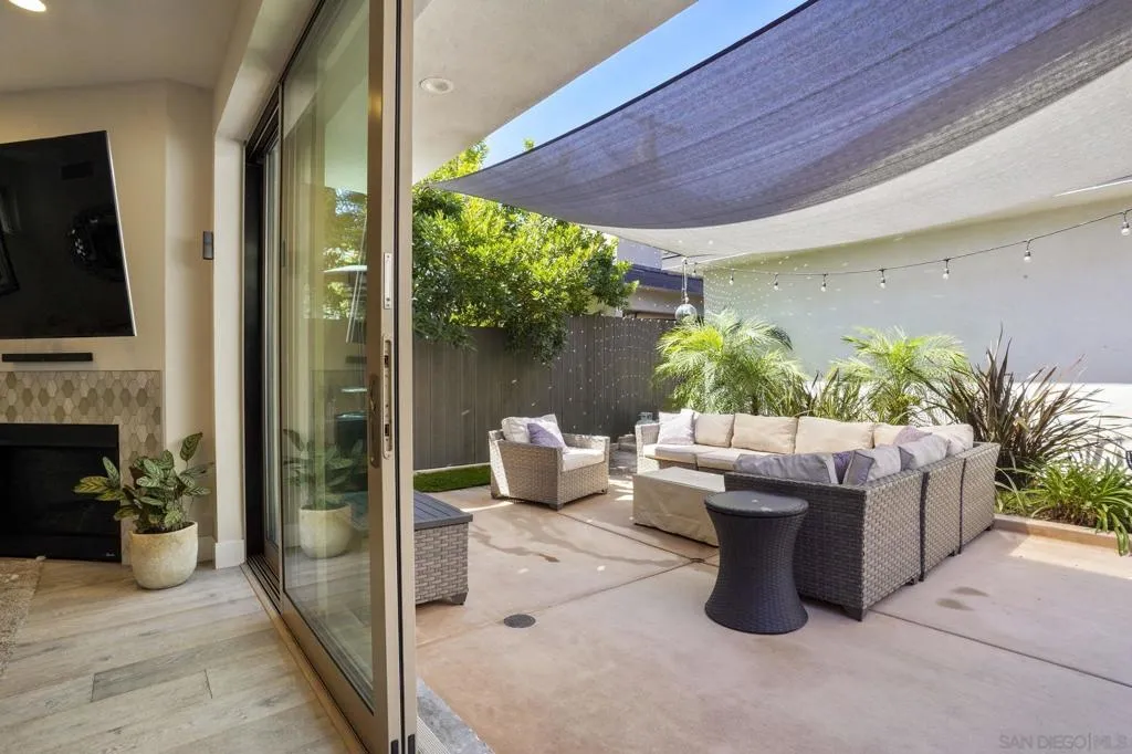 1122 Oliver Ave, San Diego, California 92109 home-pic-16