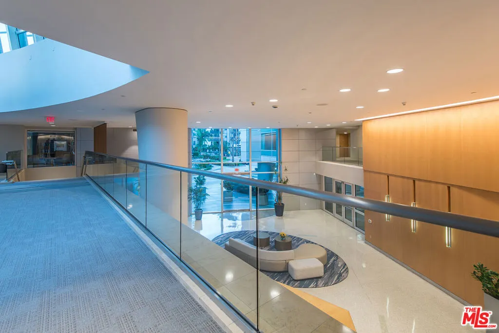 13600 Marina Pointe Drive 1904, Marina Del Rey, California 90292 home-pic-40