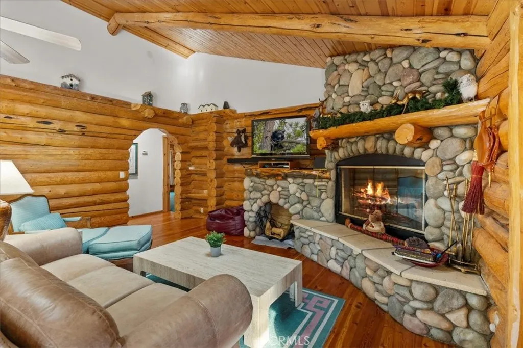 42600 Goldrush, Big Bear Lake, California 92315 home-pic-6