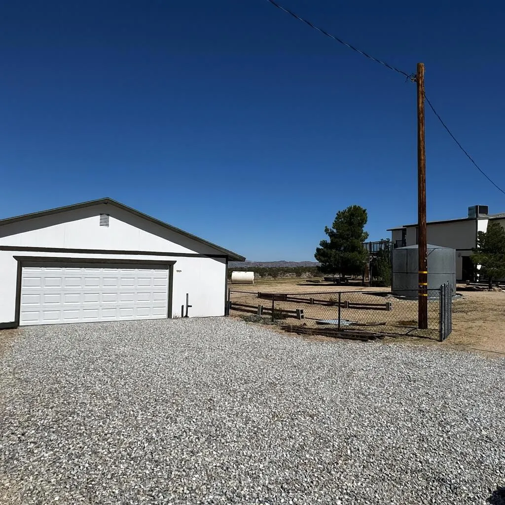 50928 Bell Road, Johnson Valley, California 92285 home-pic-28