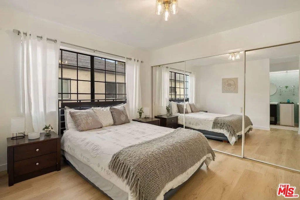 1532 9th Street 2, Santa Monica, California 90401 home-pic-21