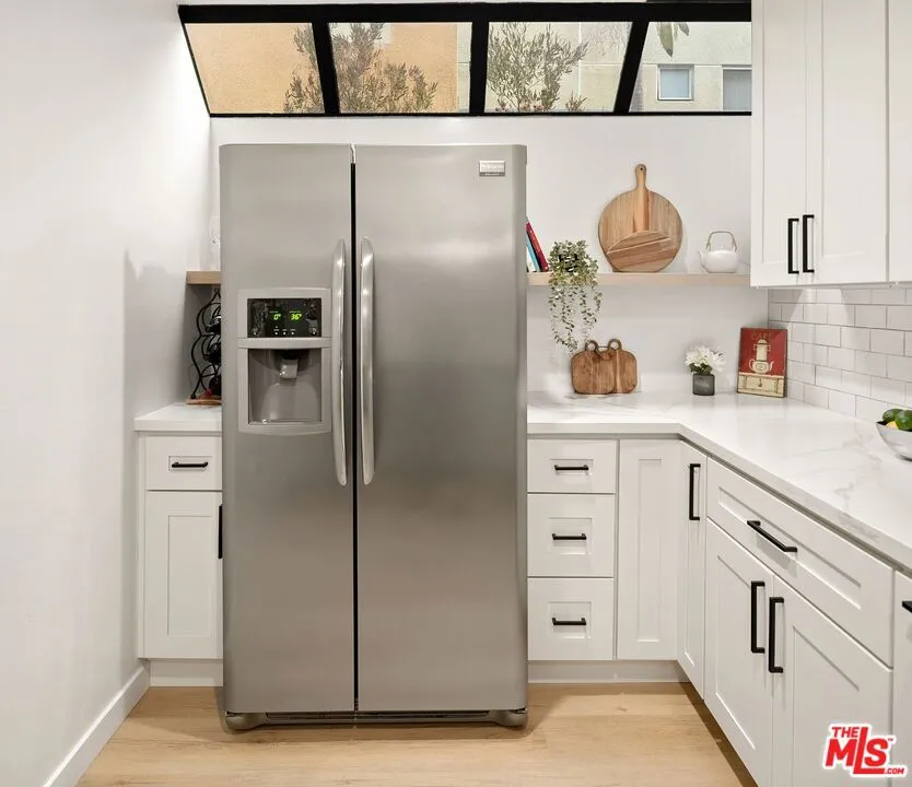 1532 9th Street 2, Santa Monica, California 90401 home-pic-5