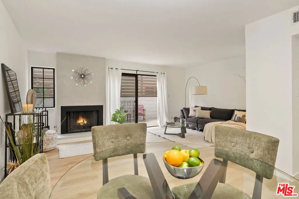 1532 9th Street 2, Santa Monica, California 90401 home-pic-10