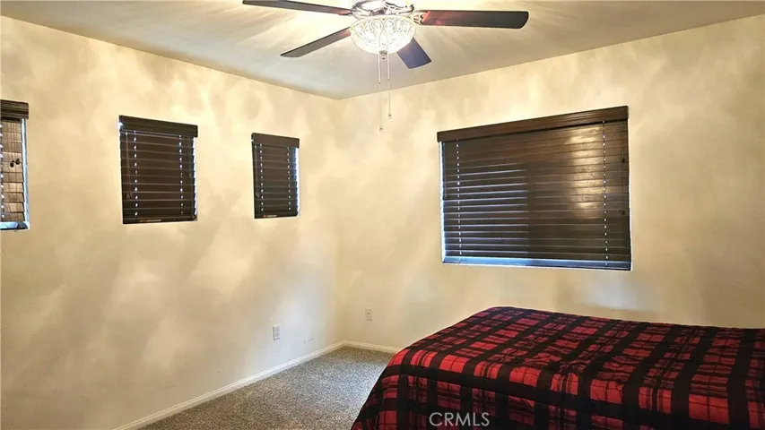 42952 59th W, Quartz Hill, California 93536