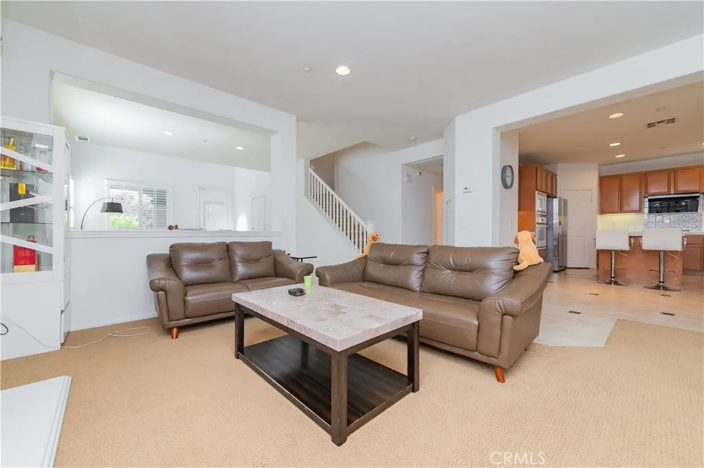 15752 Mimosa Court, Fontana, California 92336 home-pic-10