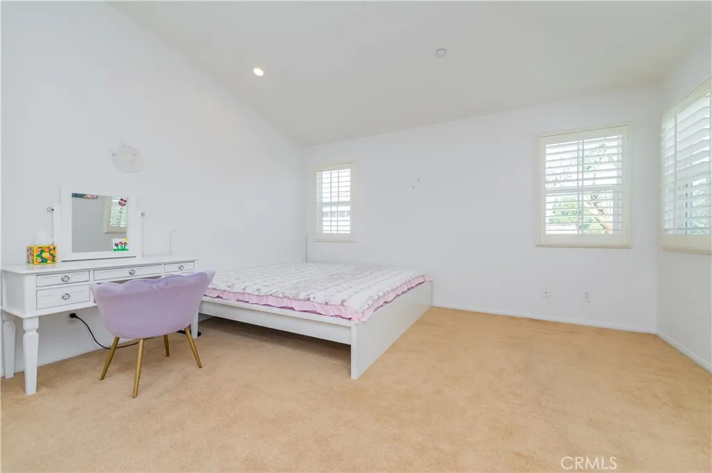 15752 Mimosa Court, Fontana, California 92336 home-pic-31