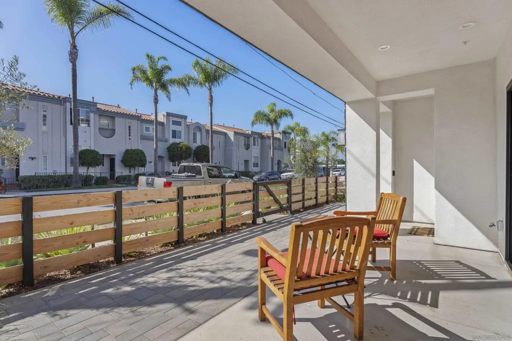 806 N Cleveland St Unit 1, Oceanside, California 92054 home-pic-18