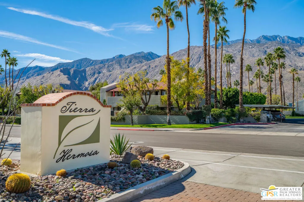 1426 Yermo Drive, Palm Springs, California 92262 home-pic-47