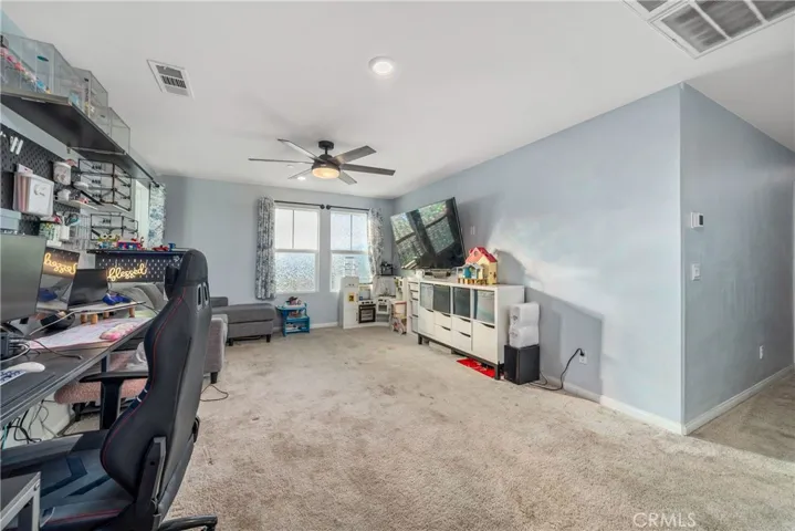 Upstairs loft #2
