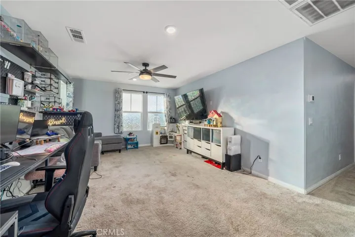 Upstairs loft #2