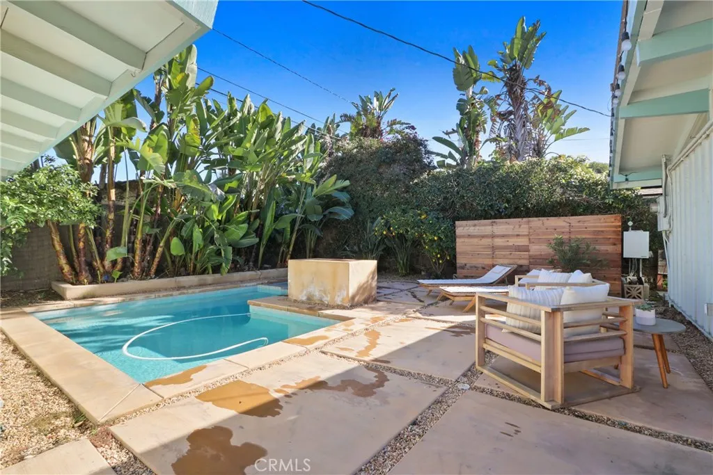 3012 Roxanne Avenue, Long Beach, California 90808 home-pic-19