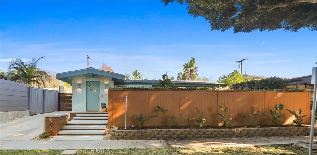 3012 Roxanne Avenue, Long Beach, California 90808 home-pic-29