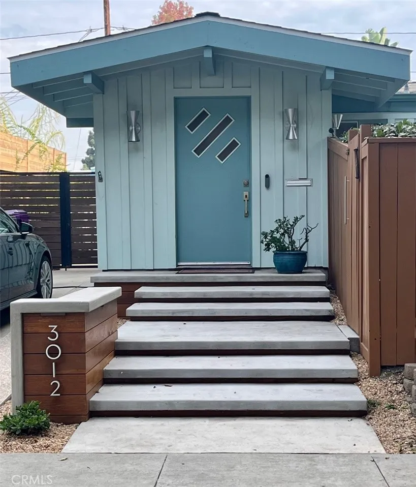 3012 Roxanne Avenue, Long Beach, California 90808 home-pic-30