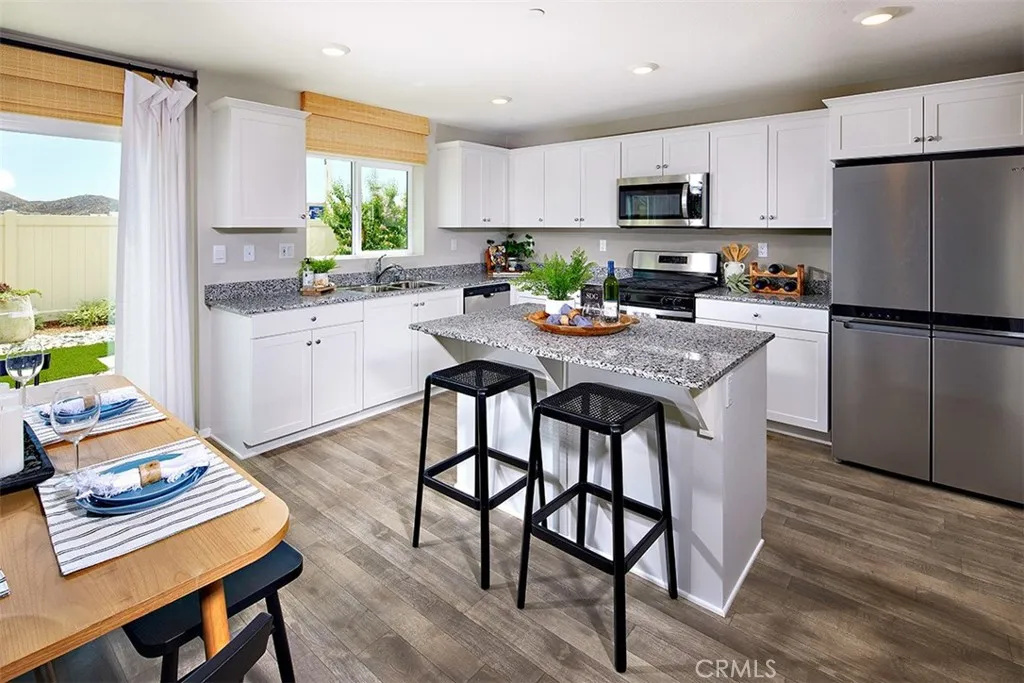 30724 Charger Way, Winchester, California 92596 home-pic-6