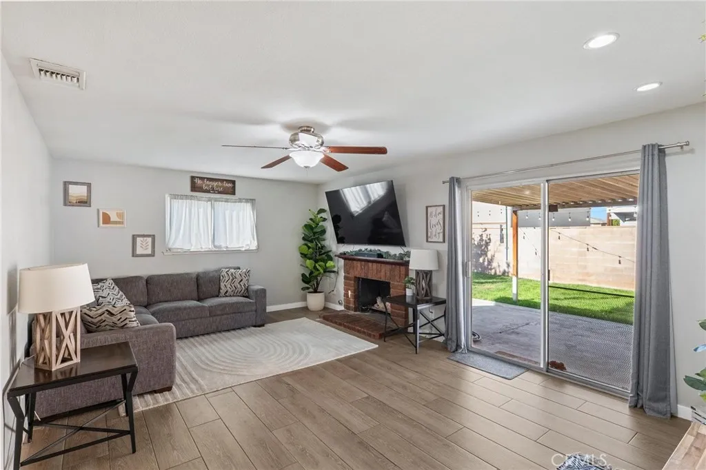 1459 Paiute, Redlands, California 92374 home-pic-7