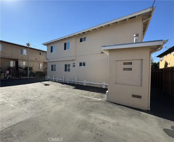 6934 Hinds, North Hollywood, California 91605