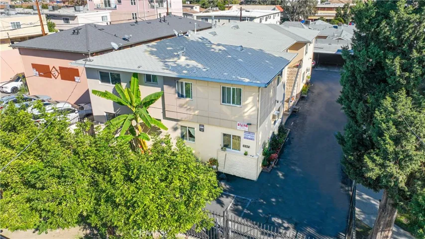 6934 Hinds, North Hollywood, California 91605